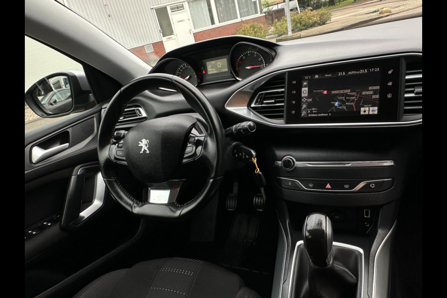 Peugeot 308 1.2 PureTech 2016 ALLURE FULL-LED NETJES NAP NEW-APK CLIMATE