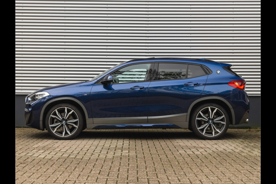 BMW X2 sDrive20i M-Sport X - Pano - Memoryzetel - Head-Up - Camera