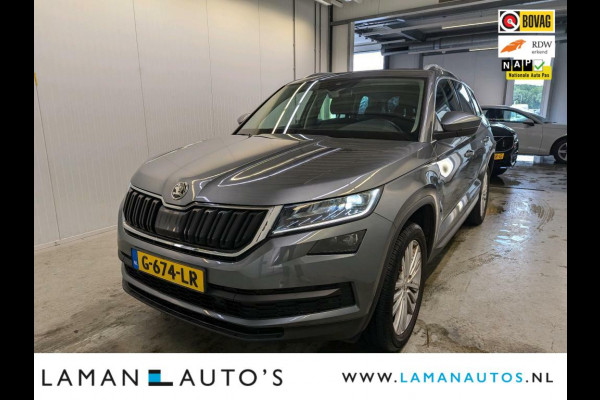 Škoda Kodiaq 1.5 TSI 150pk DSG Business Edition 7p. Aut. | Open dak Halfleder CarPlay Canton ECC Navi LED ACC 19" LMV Camera BLIS Metallic |