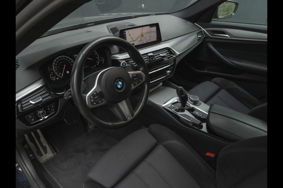 BMW 5 Serie 540i M-Sport - Schuifdak - ACC - Trekhaak