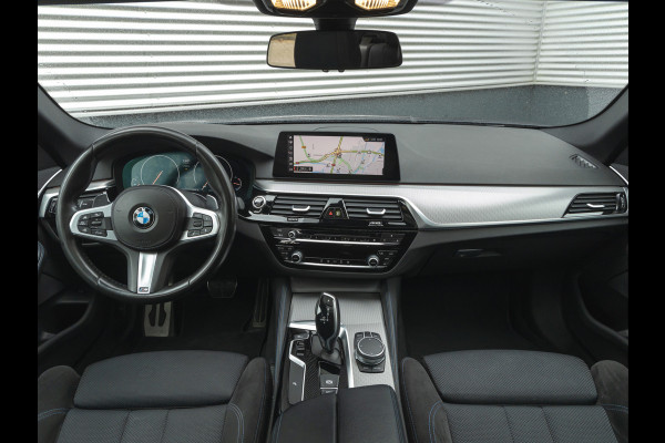 BMW 5 Serie 540i M-Sport - Schuifdak - ACC - Trekhaak