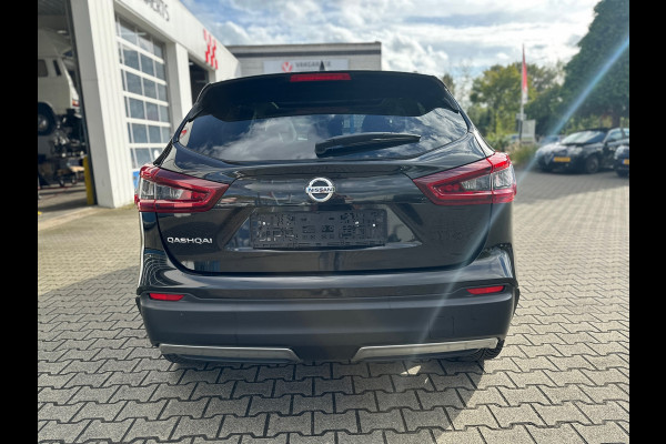 Nissan QASHQAI 1.3 DIG-T Tekna + AUTOMAAT (BOVAG/RIJKLAARPRIJS)