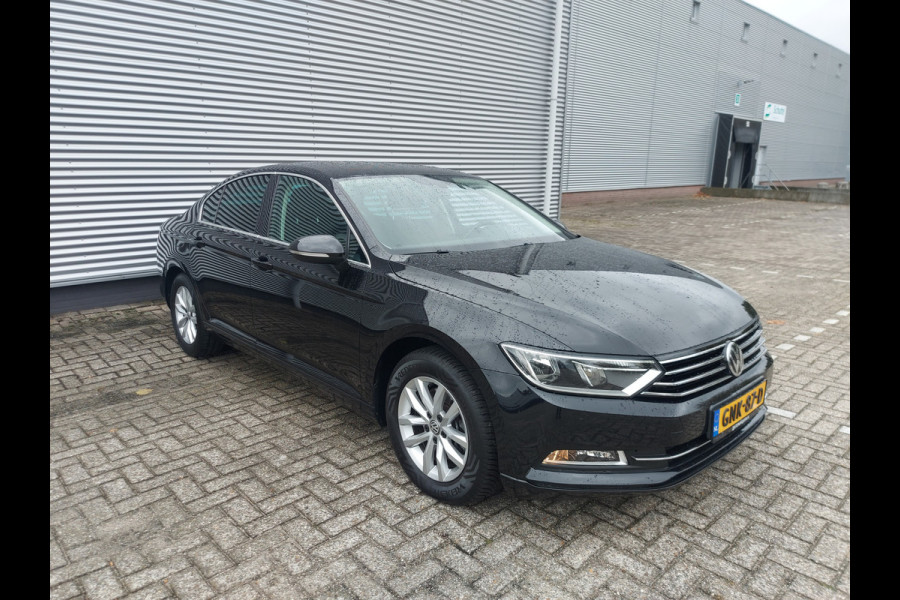 Volkswagen Passat 1.4 TSI Comfortline Business, airco,cruisecontrol,navigatie,camera/parkcontrol