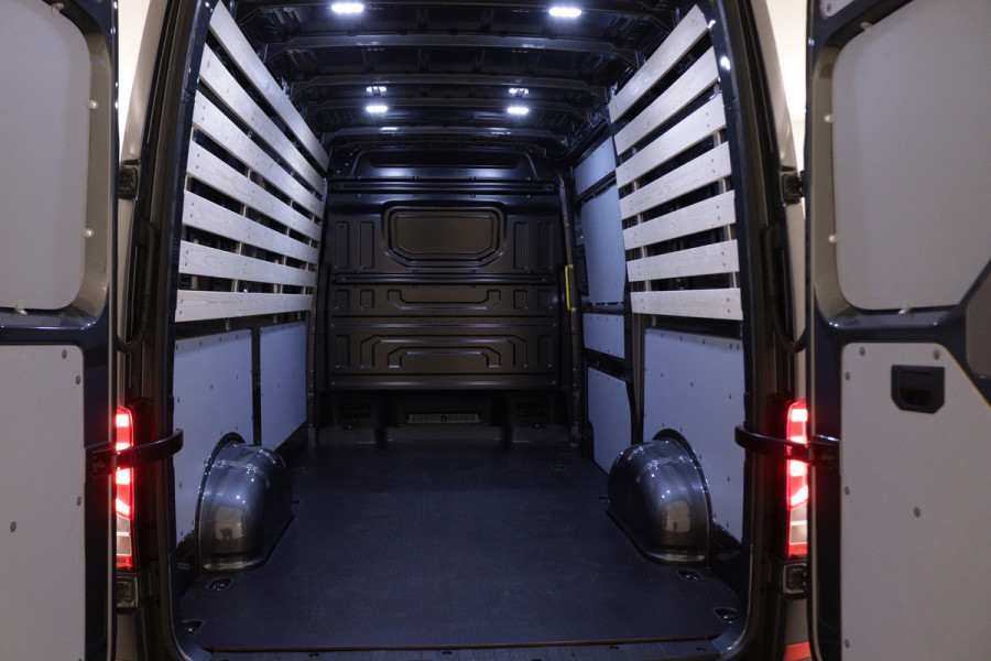 Volkswagen Crafter 30 2.0 TDI L3H3