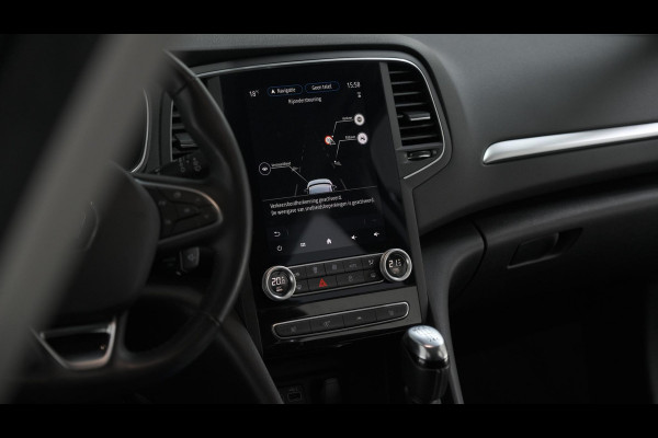 Renault MEGANE Estate TCe 140 Intens | Trekhaak | Camera | Pack Winter | Navigatie | Apple Carplay