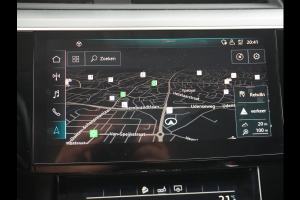 Audi E-Tron 50 312PK 71kWh Quattro Audi connect Navi Regen-Licht Sensor Led Virtual Cockpit WiFi-vb. DAB Parkeerhulp-v/a/zijk Ecc DAB Bluetooth Audi sound system Interieurvoorverwarming / -ventilatie Ptc verwarming Elec. Achterklep Edition Alarmcentrale e-call Voorbereid trekhaak bots waarschuwing systeem ESP Buitenspiegels elektrisch verstel- en verwarmbaar