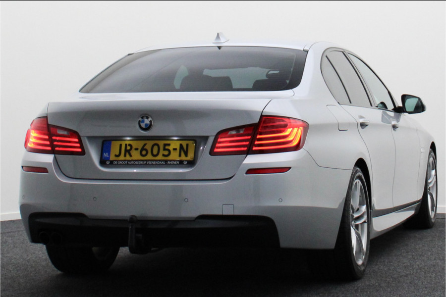 BMW 5 Serie 520i M Sport Edition High Executive Leer, Elektrische Stoelen, Navigatie, Bluetooth, Cruise, Trekhaak, 18''