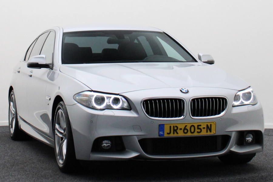 BMW 5 Serie 520i M Sport Edition High Executive Leer, Elektrische Stoelen, Navigatie, Bluetooth, Cruise, Trekhaak, 18''