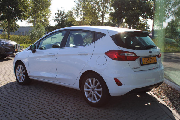 Ford Fiesta 1.0 EcoBoost Titanium | Winterpack | Adaptieve Cruise Control | Navigatie | DAB | Camera | All Season banden | B & O Sound | Climate Control