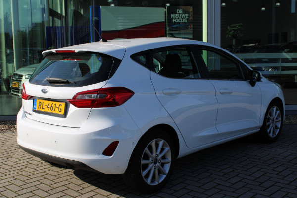 Ford Fiesta 1.0 EcoBoost Titanium | Winterpack | Adaptieve Cruise Control | Navigatie | DAB | Camera | All Season banden | B & O Sound | Climate Control