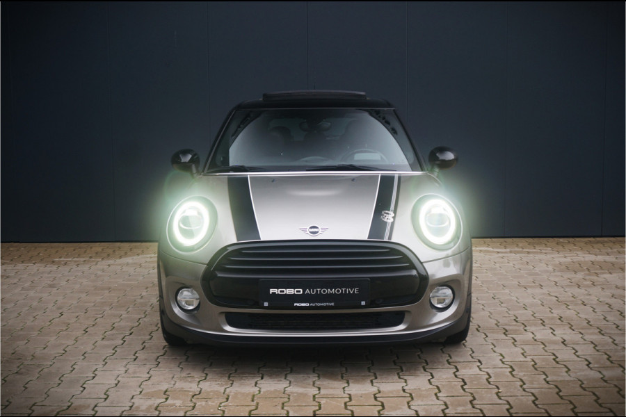 MINI Mini 1.5 Cooper 60 Years Edition | Panoramadak | Harman Kardon | Head-Up Display | Union Jack |  Vol Leder | Keyless | Apple Carplay | *31.876 KM NAP* | Stoelverwarming | H&K | Led | 5 Drs. | PDC | Aut. Airco |