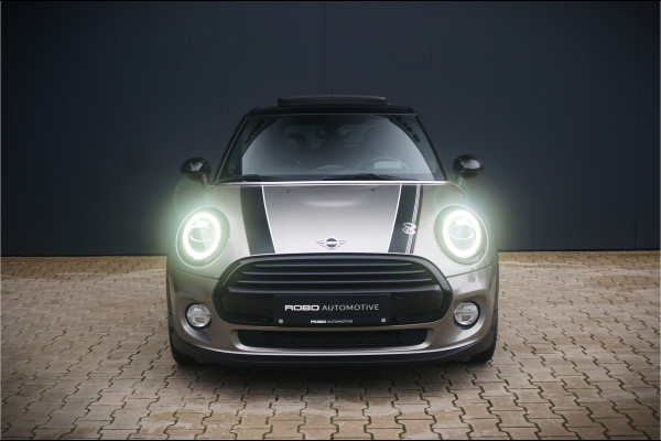 MINI Mini 1.5 Cooper 60 Years Edition | Panoramadak | Harman Kardon | Head-Up Display | Union Jack |  Vol Leder | Keyless | Apple Carplay | *31.876 KM NAP* | Stoelverwarming | H&K | Led | 5 Drs. | PDC | Aut. Airco |