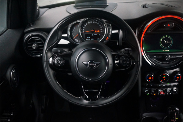 MINI Mini 1.5 Cooper 60 Years Edition | Panoramadak | Harman Kardon | Head-Up Display | Union Jack |  Vol Leder | Keyless | Apple Carplay | *31.876 KM NAP* | Stoelverwarming | H&K | Led | 5 Drs. | PDC | Aut. Airco |