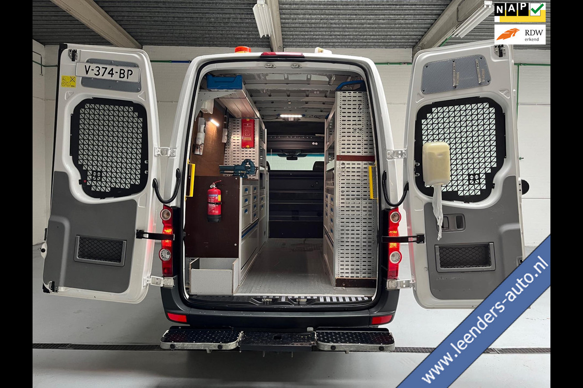 Volkswagen Crafter SERVICEWAGEN 35 2.0 TDI euro6 L2H2 V230 OMVORMER SORTIMO STANDKACHEL TREKHAAK 3500KG RIJKLAARPRIJS