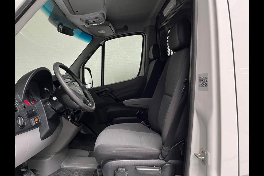 Volkswagen Crafter SERVICEWAGEN 35 2.0 TDI euro6 L2H2 V230 OMVORMER SORTIMO STANDKACHEL TREKHAAK 3500KG RIJKLAARPRIJS