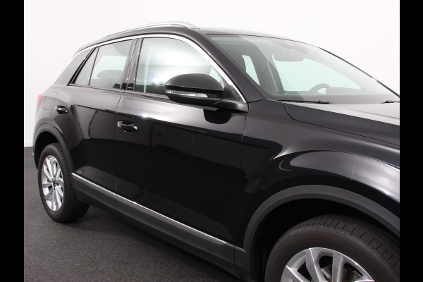 Volkswagen T-Roc 1.5 TSI 150pk DSG Style | Navigatie | Apple Carplay / Android Auto | Climate Control | Led | Digitale Cockpit | Adaptive Cruise Control