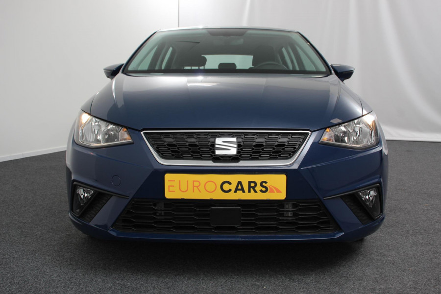 Seat Ibiza 1.0 MPI Style | Navigatie | Climate Control | Parkeer sensoren | Lichtmetalen velgen | Cruise Control