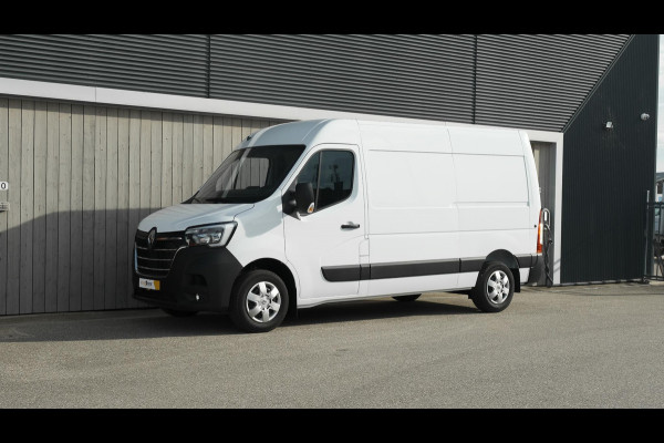 Renault Master T35 2.3 dCi 150 L2H2 Comfort | Direct Leverbaar | Automaat | Camera | Navigatie | Parkeersensoren