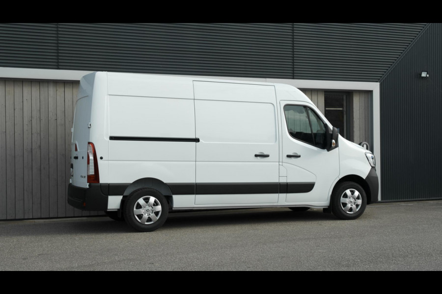 Renault Master T35 2.3 dCi 150 L2H2 Comfort | Direct Leverbaar | Automaat | Camera | Navigatie | Parkeersensoren