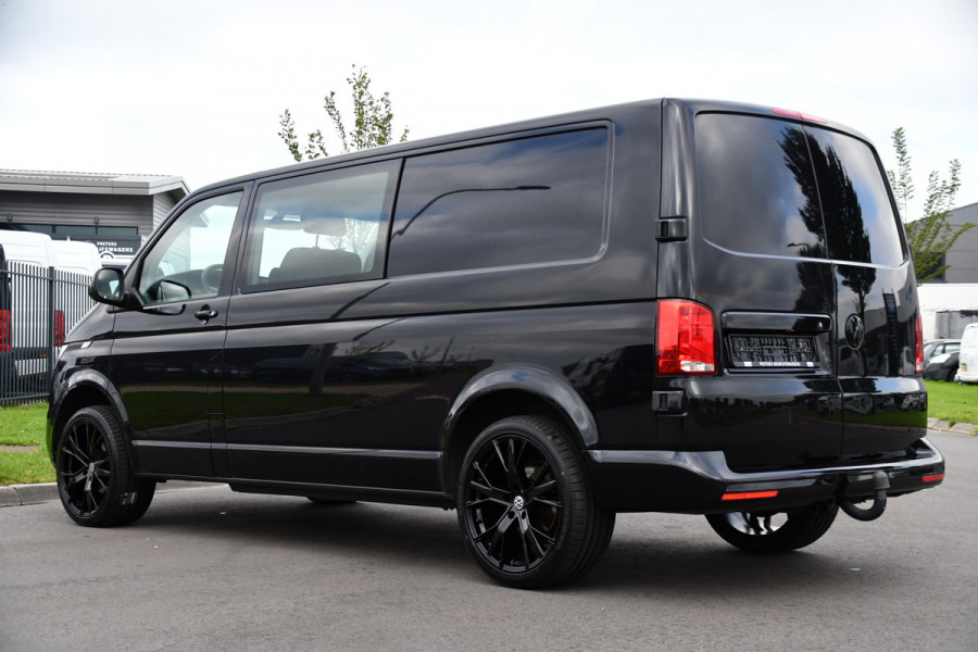 Volkswagen Transporter 2.0 TDI L2H1 DC Highline Black Edition! Cruise, Sensoren, Carplay, 150PK, Led, Automaat, Multimedia, Dubbel Cabine, Uniek!