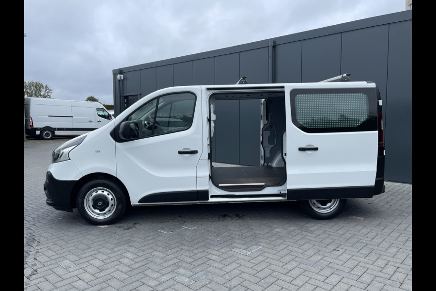 Renault Trafic 1.6 DCI 126 PK / L1H1 / 2x SCHUIFDEUR / AIRCO / CRUISE / TREKHAAK / NAVI / DAKDRAGERS