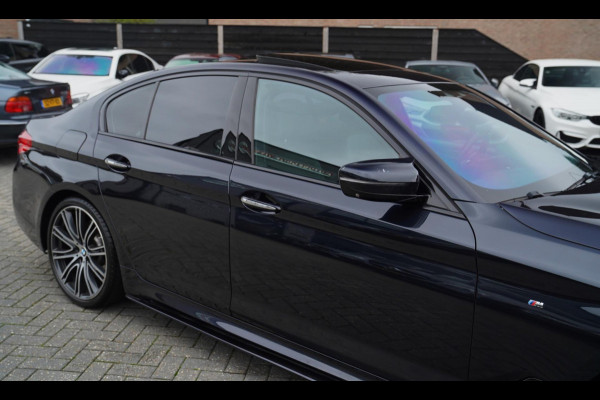 BMW 5 Serie 540i High Executive | M5 | Panorama | 360 cam | Adaptieve Cruise | Sfeerverlichting | Luxe Leder | Stoelkoeling | NAP