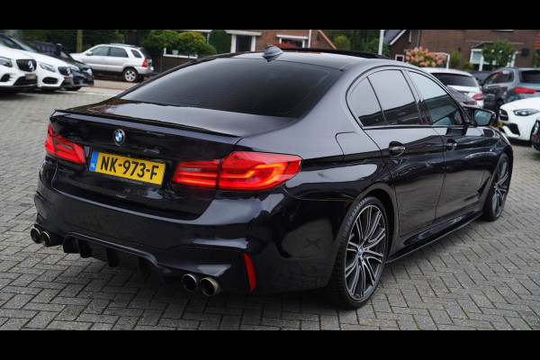 BMW 5 Serie 540i High Executive | M5 | Panorama | 360 cam | Adaptieve Cruise | Sfeerverlichting | Luxe Leder | Stoelkoeling | NAP