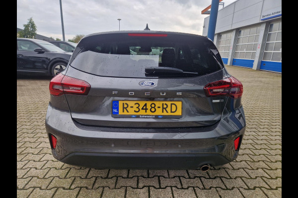 Ford Focus 1.0 EcoBoost Hybrid Titanium X Nieuwste type | 13.2 Inch Touchscreen Sync 4 | Full LED | Winter Pack | Parking Pack | Privacy glass