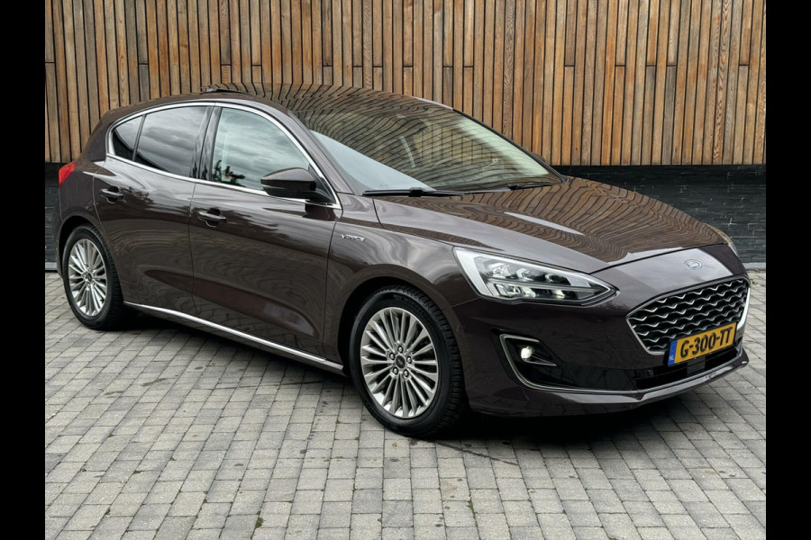 Ford Focus 1.5 EcoBoost Vignale Automaat | Panoramadak | B&O audiosysteem | Trekhaak | Navigatiesysteem | Elektrische bestuurdersstoel | Ad