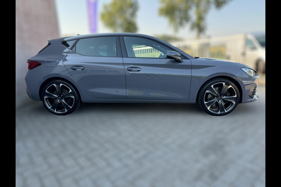 CUPRA Leon 1.4 e-Hybrid VZ Performance PHEV / CAMERA / INPARKEREN / CARPLAY / NARDO GREY / ELEKTR. STOEL MET GEHEUGEN / FULL OPT.