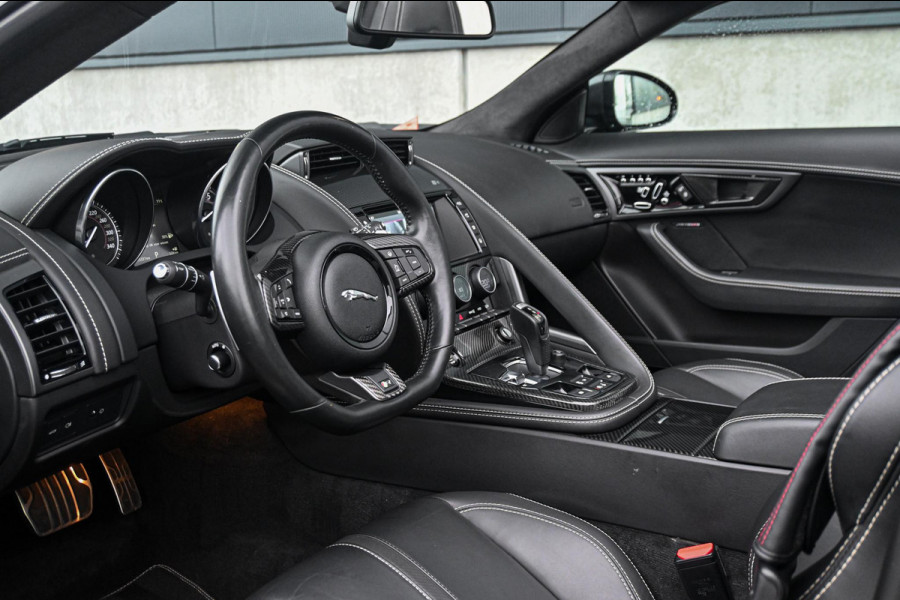 Jaguar F-Type 5.0 V8 R Convertible AWD *Carbon / Sportuitlaat / Keyless Entry / Memory / Performance Seats / Meridian*