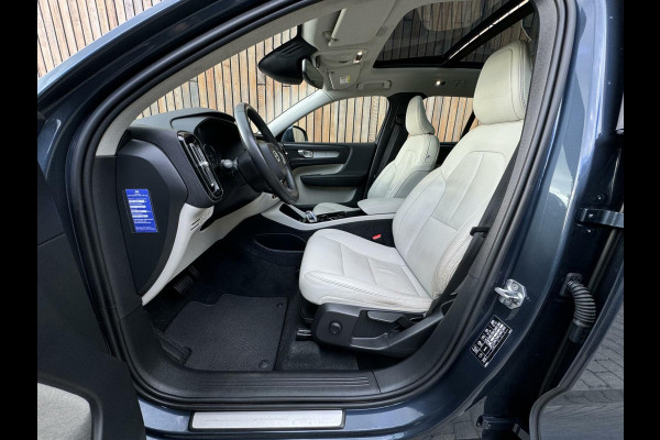 Volvo XC40 1.5 T5 Twin Engine Inscription Panoramadak | Trekhaak elektrisch uitklapbaar | Leren bekleding | Stoelverwarming | Achteruitrijc