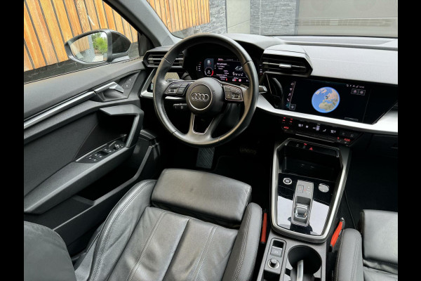 Audi A3 Sportback 35 TFSI S-tronic | Leer | Navi | Apple CarPlay | Getint glas | Digitaal dashboard | Parkeersensoren achter | Climate c