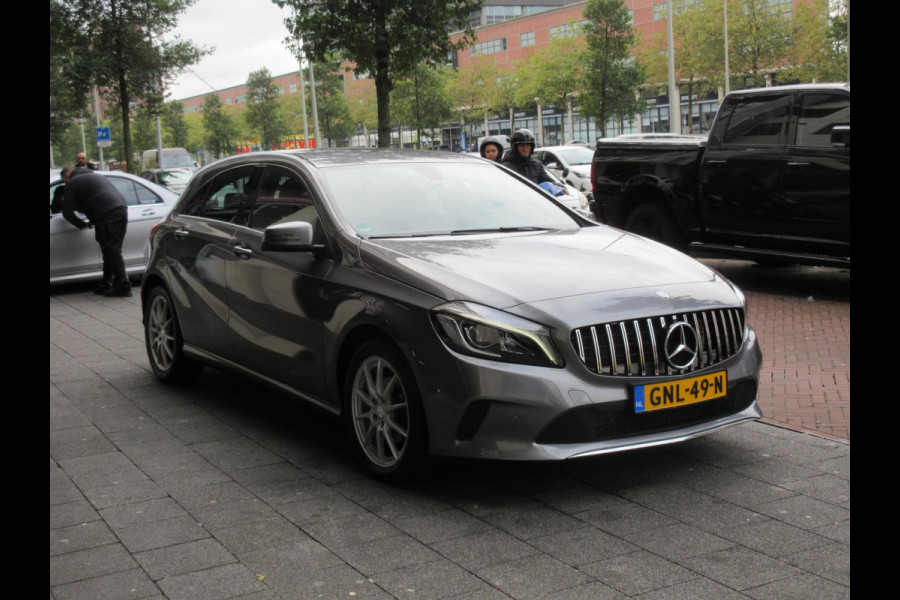 Mercedes-Benz A-Klasse 180 Ambition Aut Leer Navi Clima Xenon/Led