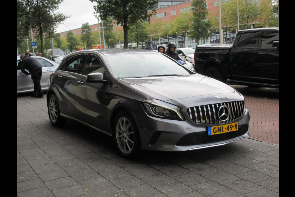 Mercedes-Benz A-Klasse 180 Ambition Aut Leer Navi Clima Xenon/Led