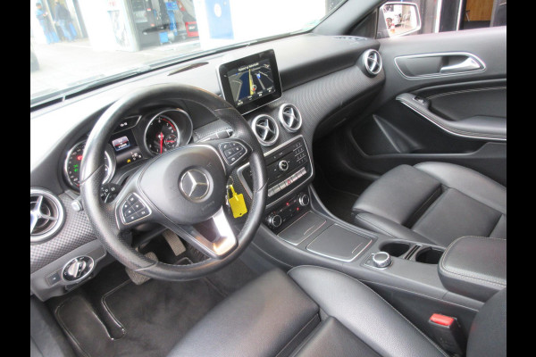 Mercedes-Benz A-Klasse 180 Ambition Aut Leer Navi Clima Xenon/Led