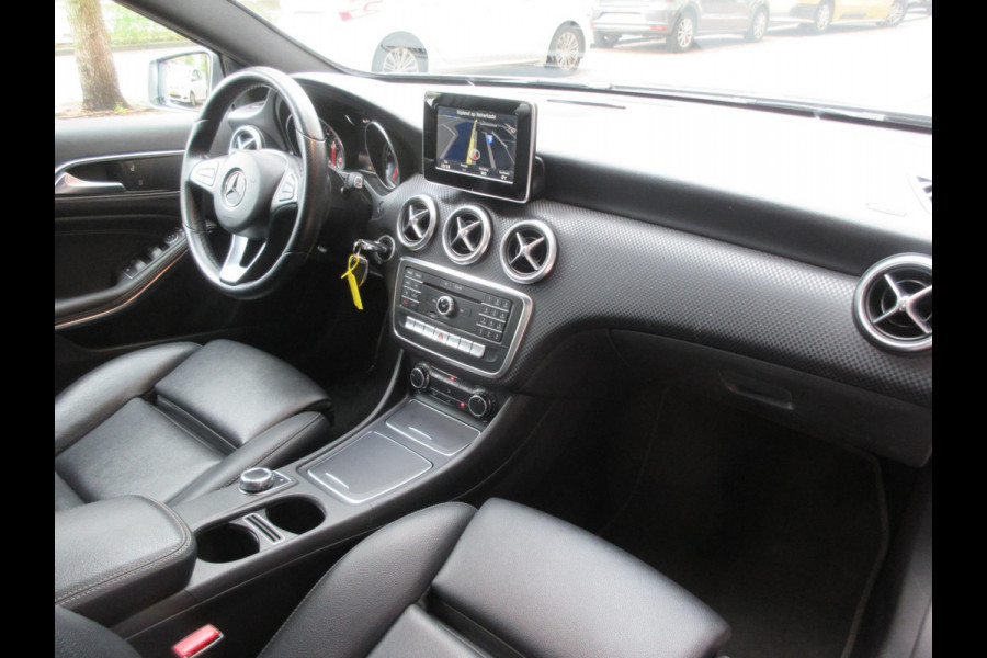 Mercedes-Benz A-Klasse 180 Ambition Aut Leer Navi Clima Xenon/Led