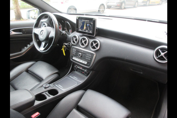 Mercedes-Benz A-Klasse 180 Ambition Aut Leer Navi Clima Xenon/Led