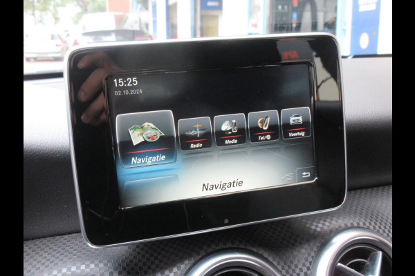 Mercedes-Benz A-Klasse 180 Ambition Aut Leer Navi Clima Xenon/Led