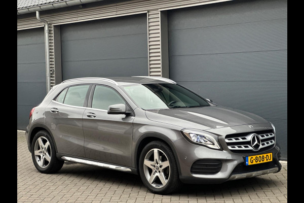 Mercedes-Benz GLA 180 AUTOMAAT BUSINESS SOLUTION AMG STYLING,26000 KM, TREKHAAK,NEDERLANDSE AUTO MET NAP