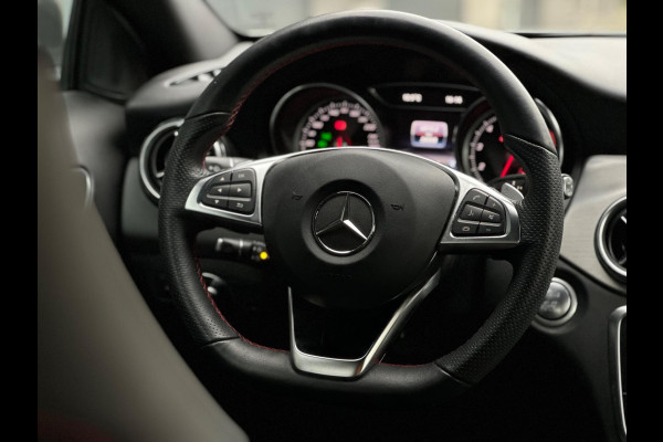 Mercedes-Benz GLA 180 AUTOMAAT BUSINESS SOLUTION AMG STYLING,26000 KM, TREKHAAK,NEDERLANDSE AUTO MET NAP