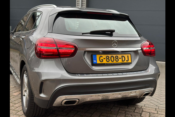 Mercedes-Benz GLA 180 AUTOMAAT BUSINESS SOLUTION AMG STYLING,26000 KM, TREKHAAK,NEDERLANDSE AUTO MET NAP