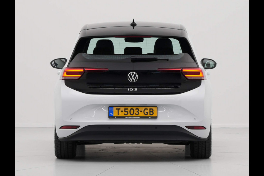 Volkswagen ID.3 Pure 150pk 45 kWh Navigatie Stuurverwarming Clima Led 124