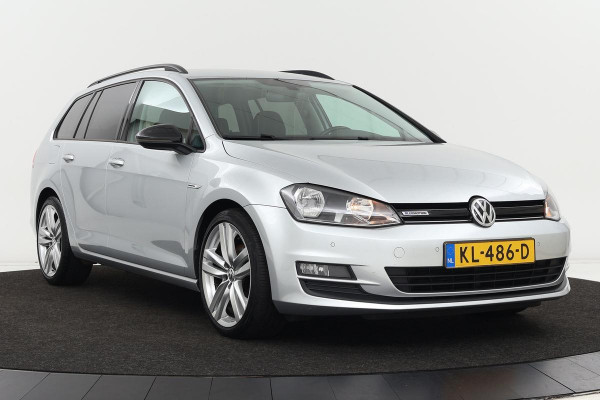 Volkswagen Golf 1.0 TSI Comfortline | Carplay | DAB+ | Navigatie | PDC | Climate control | Cruise control