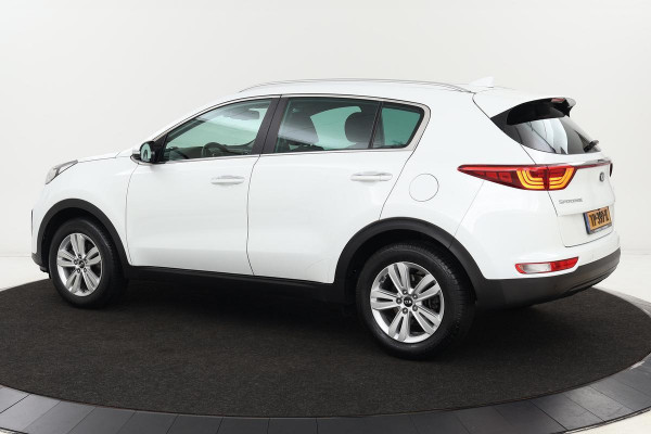 Kia Sportage 1.6 GDI DynamicLine | Carplay | Camera | DAB+ | Navigatie | PDC | Climate control | Cruise control