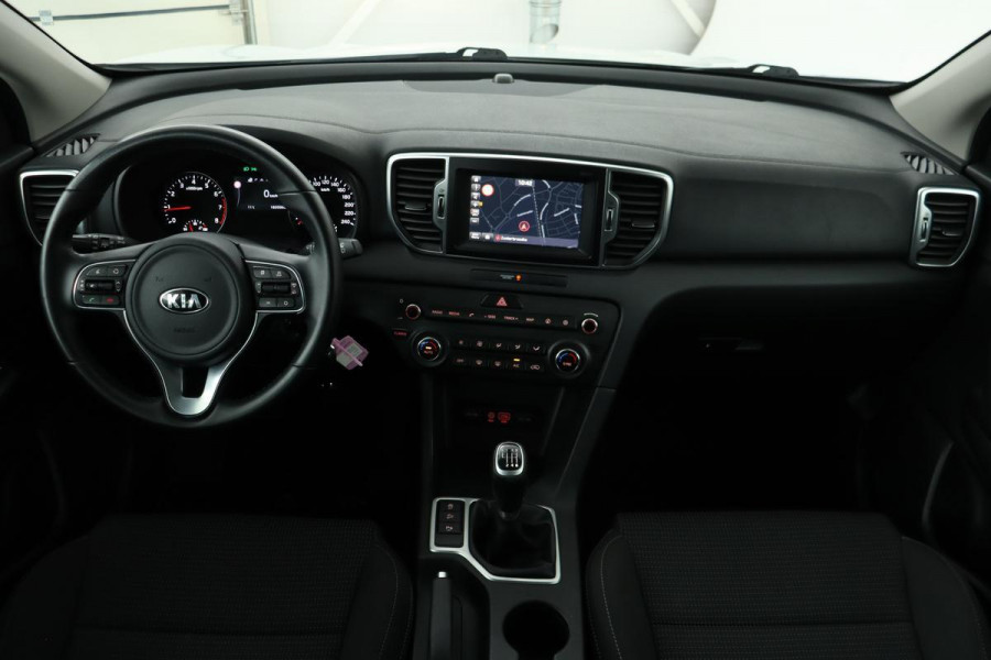 Kia Sportage 1.6 GDI DynamicLine | Carplay | Camera | DAB+ | Navigatie | PDC | Climate control | Cruise control