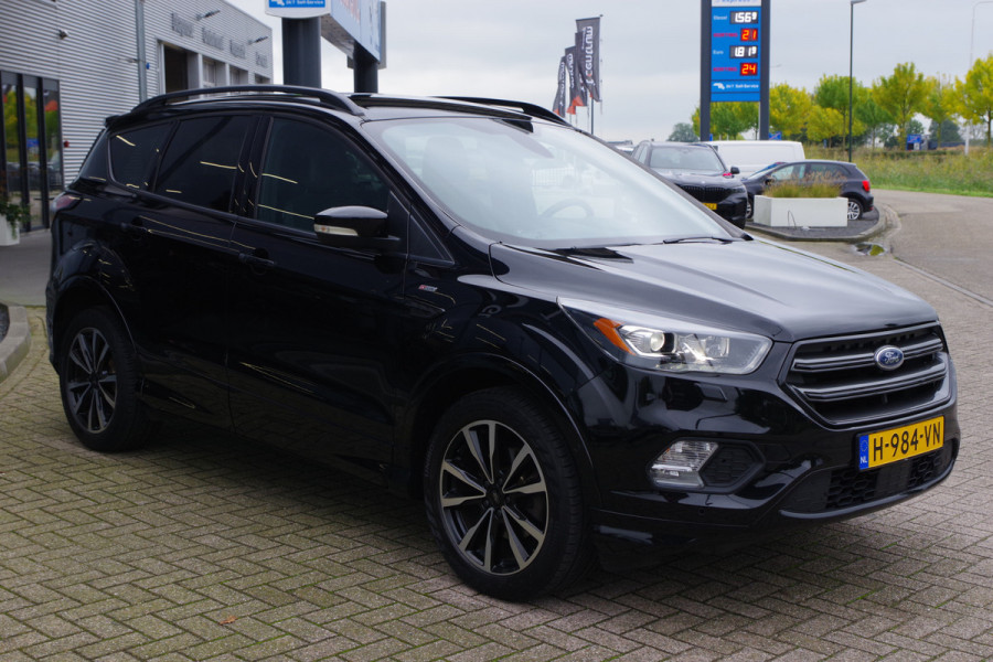 Ford Kuga 1.5 EcoBoost 120 PK ST Line, Winterpakket, Leder-Alcantara, Keyless, Carplay, Camera