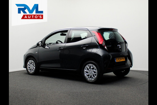 Toyota Aygo 1.0 VVT-i x-play limited *Origineel NL* Carplay Keyless Airco