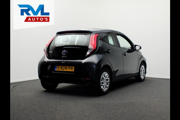 Toyota Aygo 1.0 VVT-i x-play limited *Origineel NL* Carplay Keyless Airco