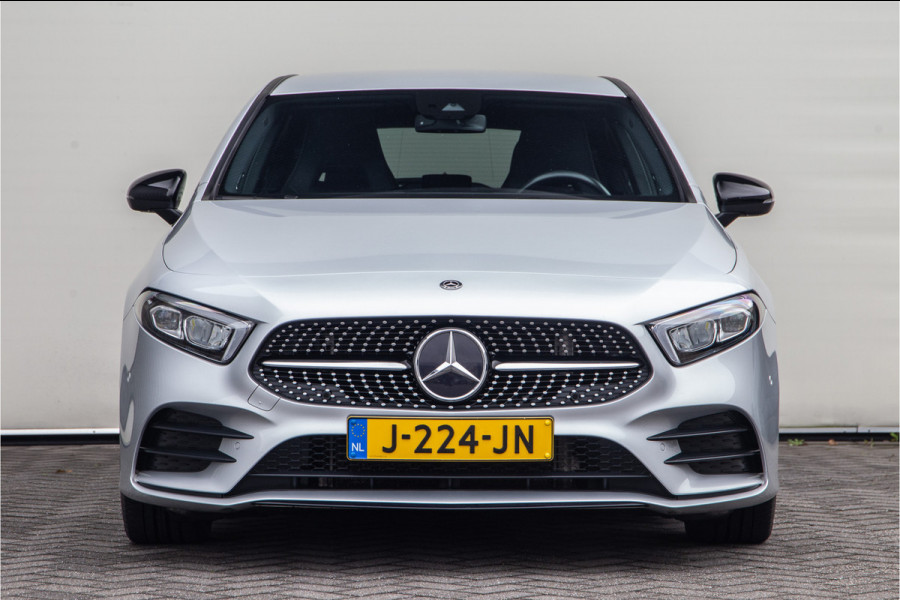 Mercedes-Benz A-Klasse 250 AMG, Nightpack, Widescreen, Sfeerverlichting, Burmester 225pk